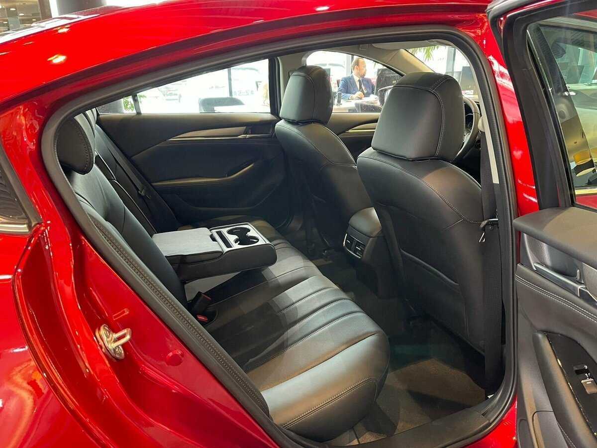 Mazda 6 с пробегом — 2023 год. Фото: #9