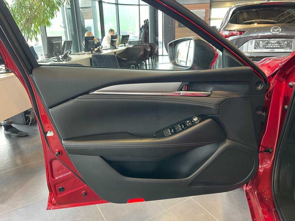 Mazda 6 с пробегом — 2023 год. Фото: #10