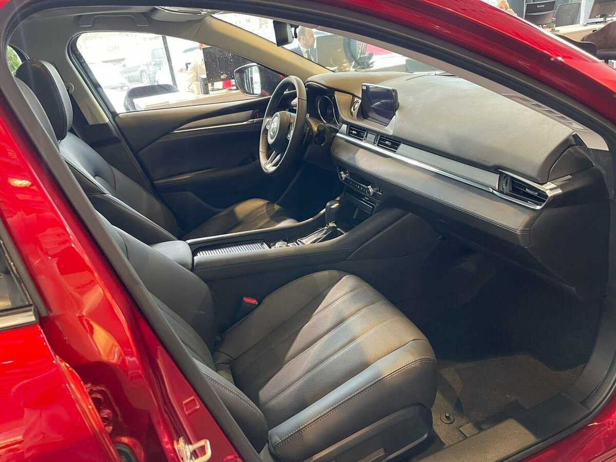 Mazda 6 с пробегом — 2023 год. Фото: #13