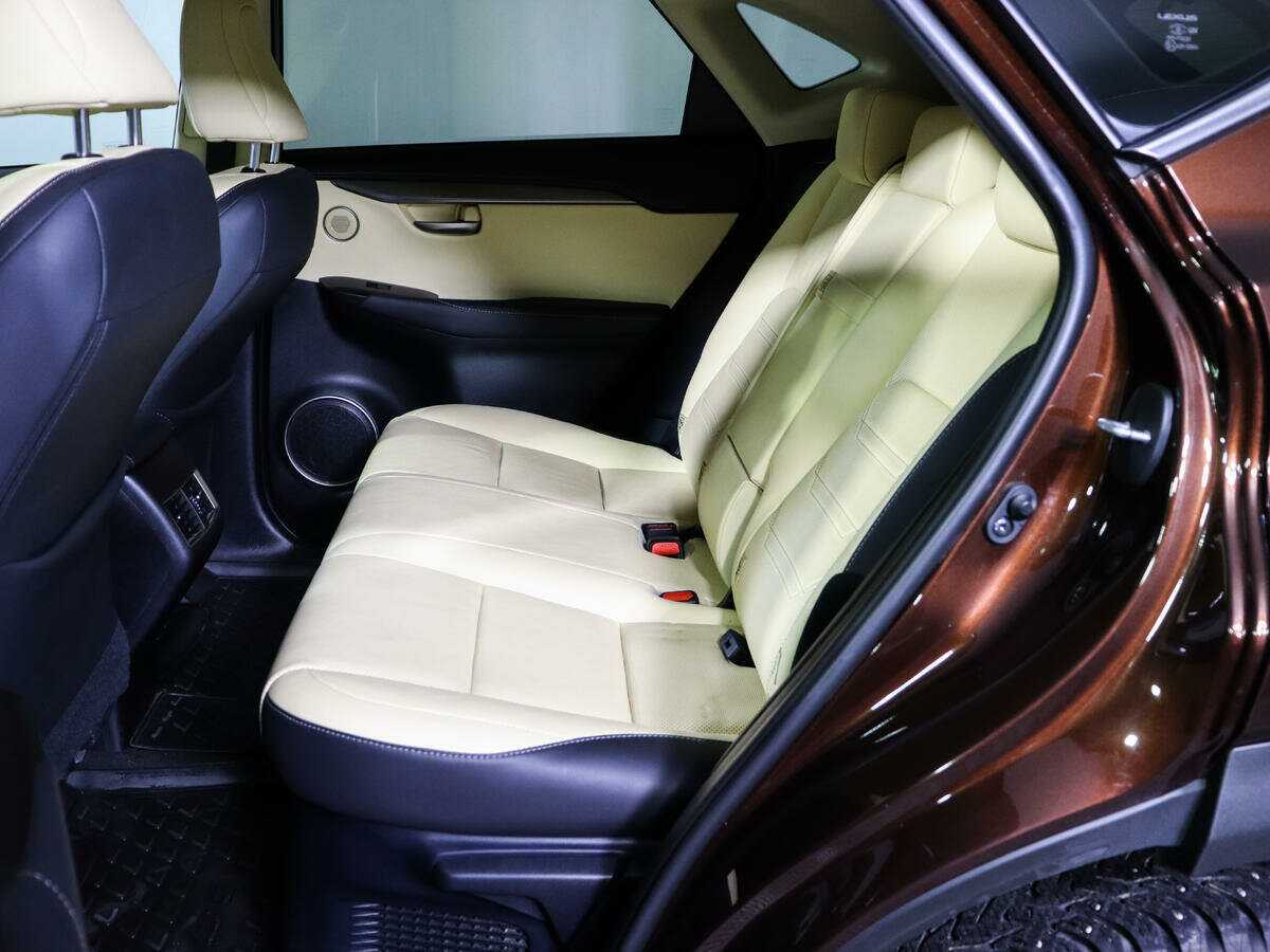 Lexus NX с пробегом — 2016 год. Фото: #7