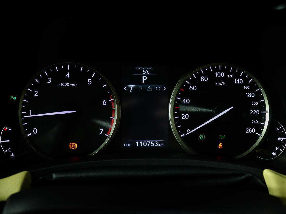 Lexus NX с пробегом — 2016 год. Фото: #8