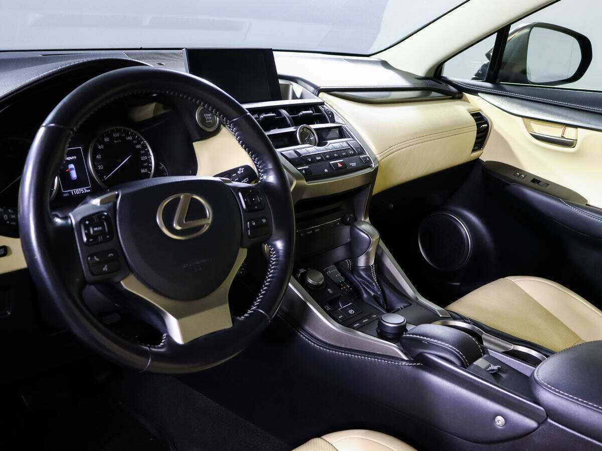 Lexus NX с пробегом — 2016 год. Фото: #11