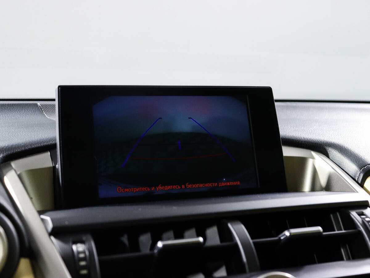 Lexus NX с пробегом — 2016 год. Фото: #13