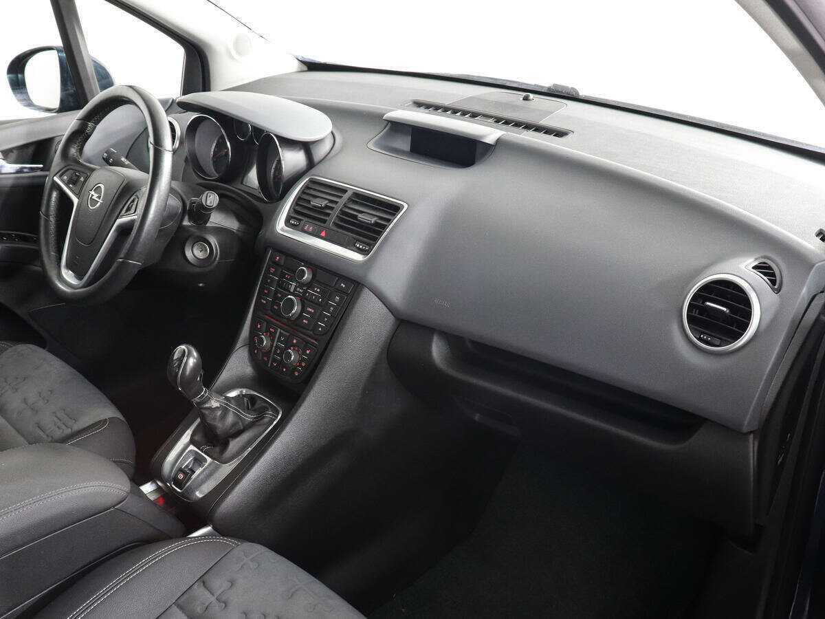 Opel Meriva с пробегом — 2012 год. Фото: #9