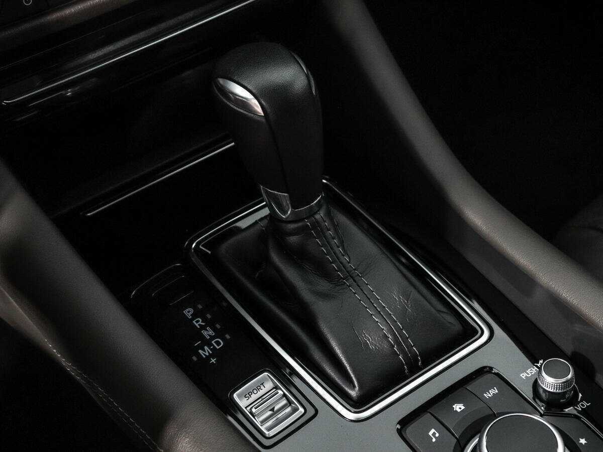 Mazda 6 с пробегом — 2021 год. Фото: #9