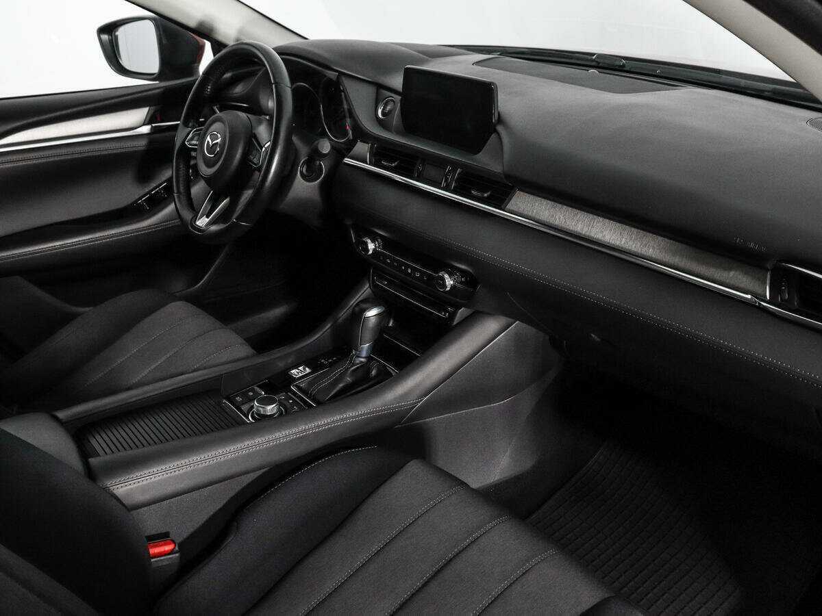 Mazda 6 с пробегом — 2019 год. Фото: #12