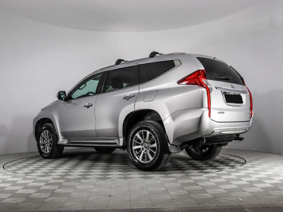 Mitsubishi Pajero Sport с пробегом — 2020 год. Фото: #6