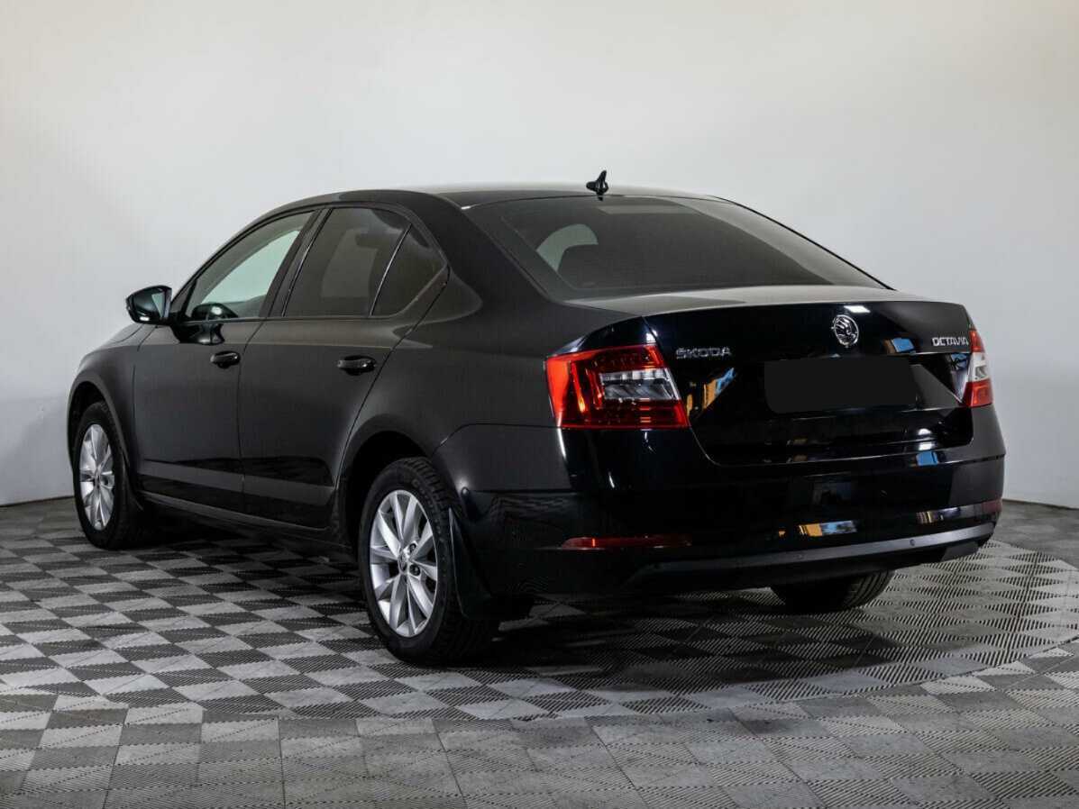 Skoda Octavia с пробегом — 2017 год. Фото: #6