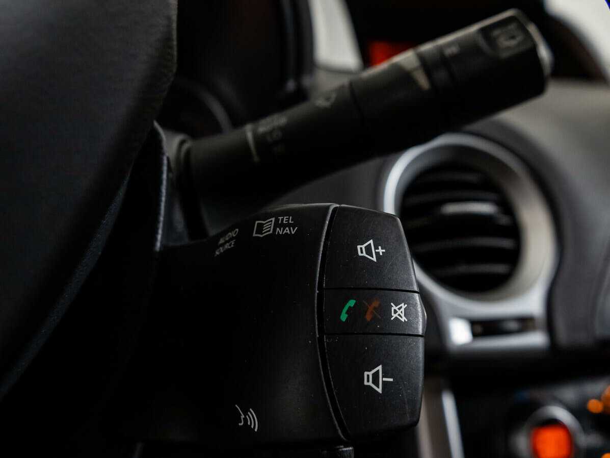 Renault Koleos с пробегом — 2010 год. Фото: #11