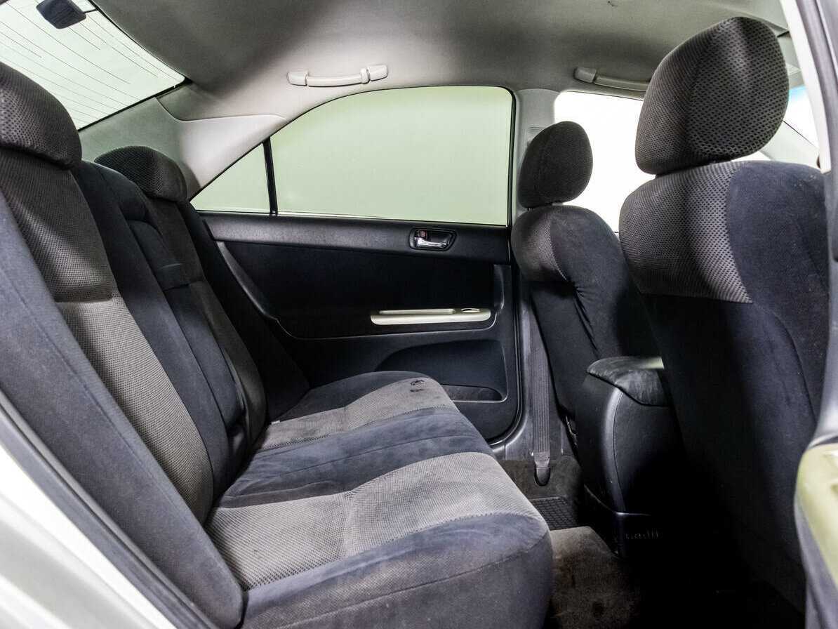 Toyota Camry с пробегом — 2001 год. Фото: #13