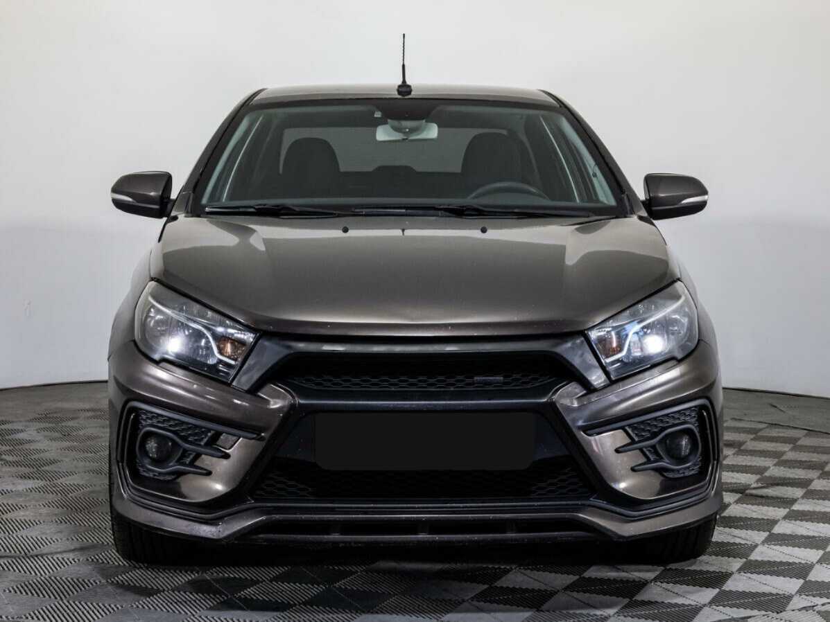 Lada (ВАЗ) Vesta с пробегом — 2016 год. Фото: #1