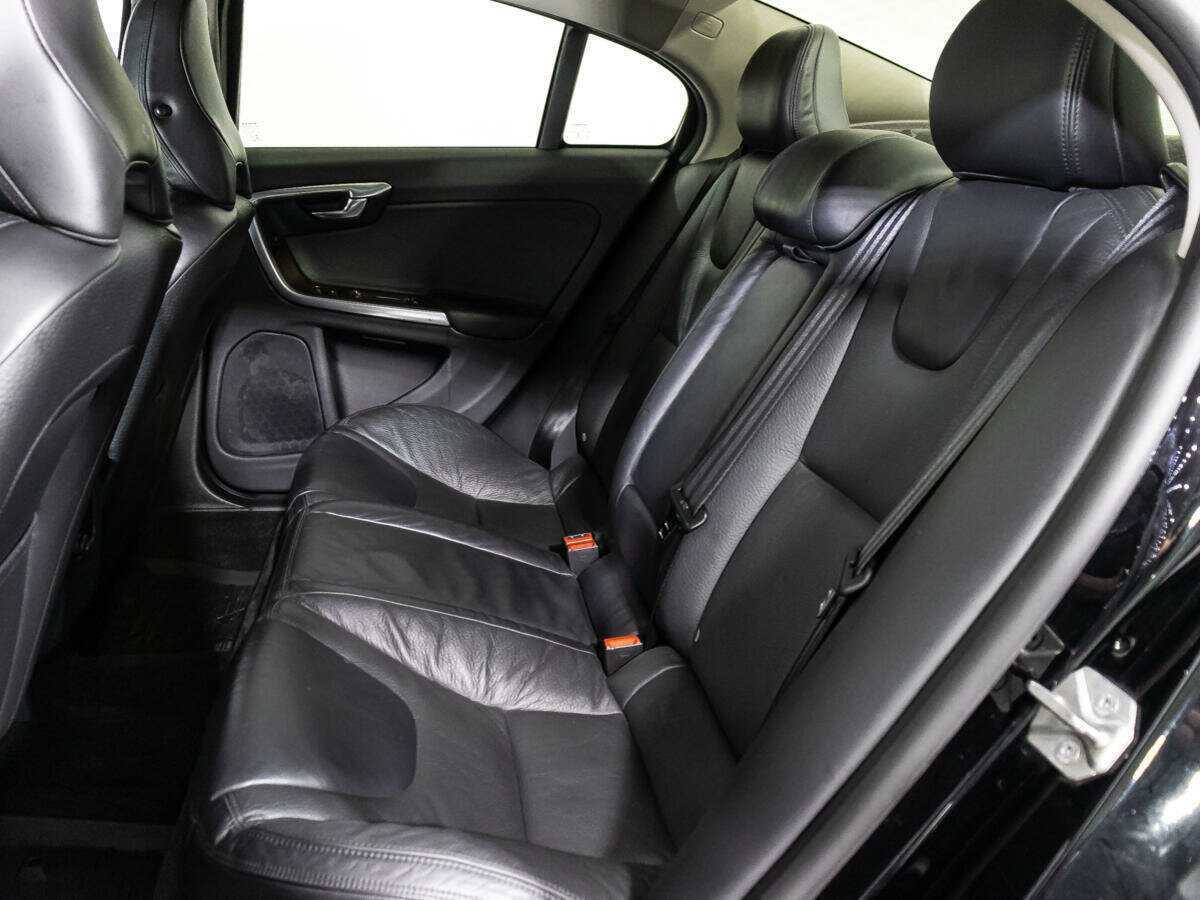 Volvo S60 с пробегом — 2013 год. Фото: #9