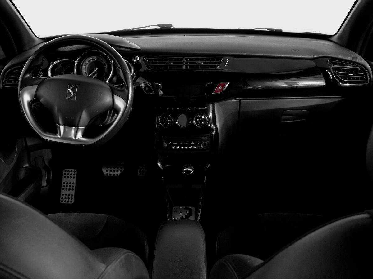 Citroen DS3 с пробегом — 2013 год. Фото: #11