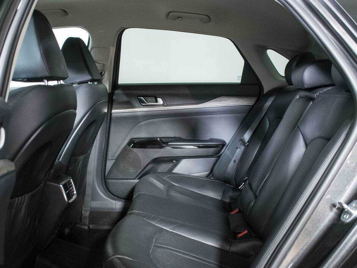 Kia K5 с пробегом — 2021 год. Фото: #9