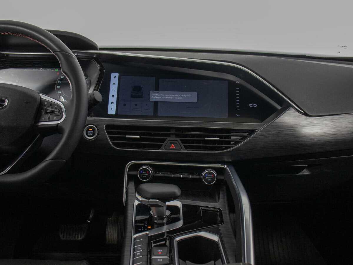 Geely Tugella с пробегом — 2023 год. Фото: #13