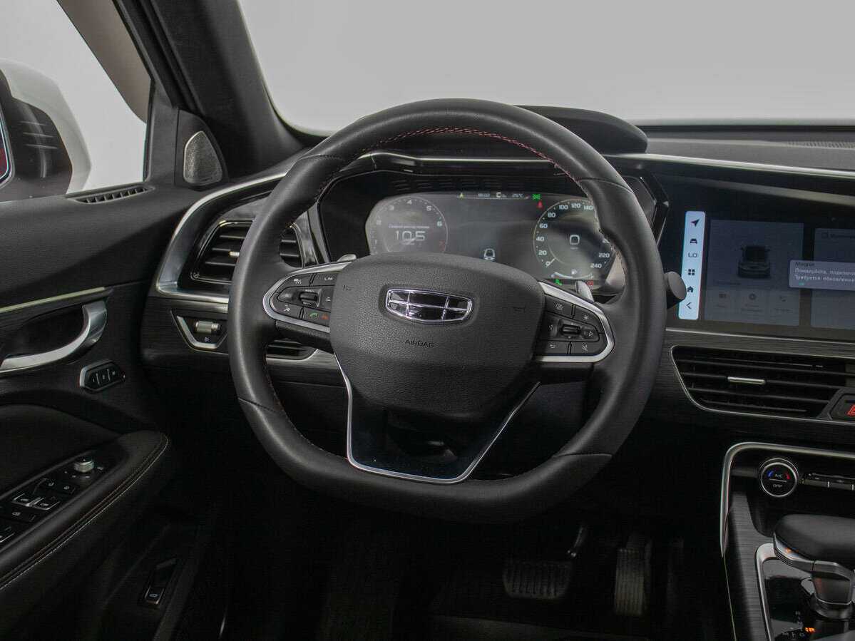 Geely Tugella с пробегом — 2023 год. Фото: #14