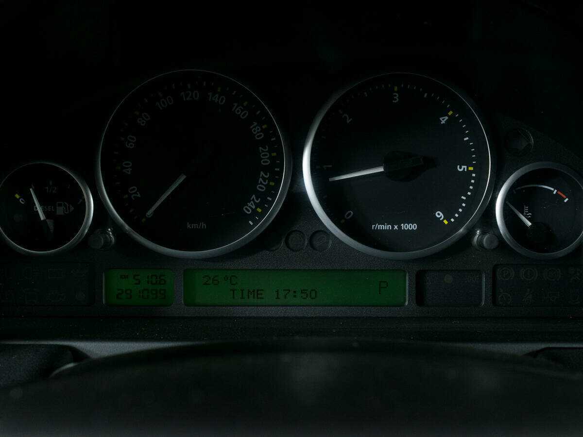 Land Rover Range Rover с пробегом — 2008 год. Фото: #13