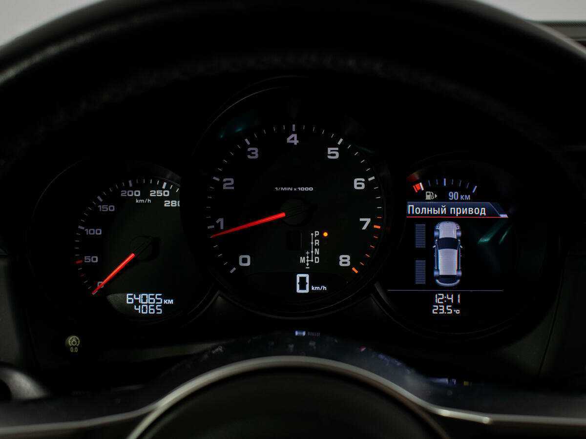 Porsche Macan с пробегом — 2017 год. Фото: #11