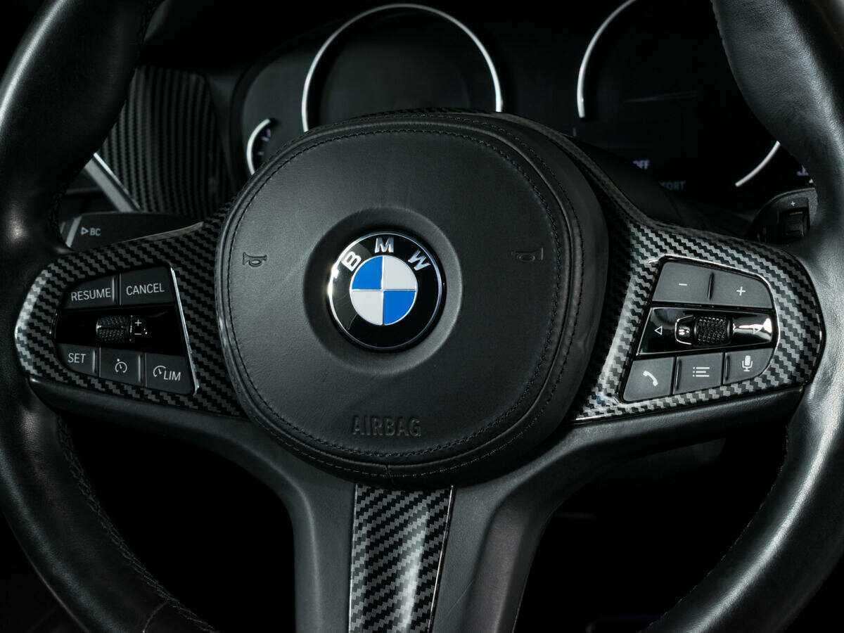 BMW 3 серии с пробегом — 2020 год. Фото: #13