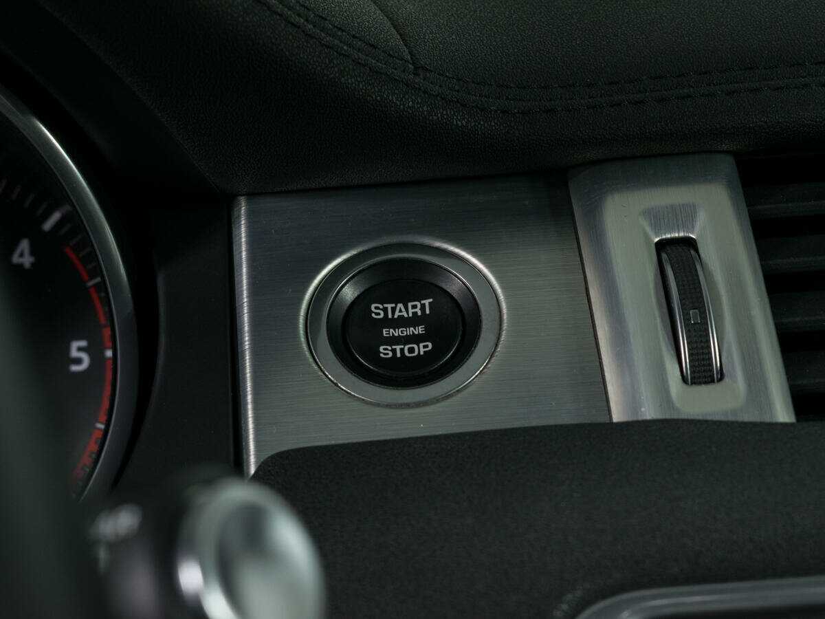 Land Rover Range Rover Evoque с пробегом — 2017 год. Фото: #16