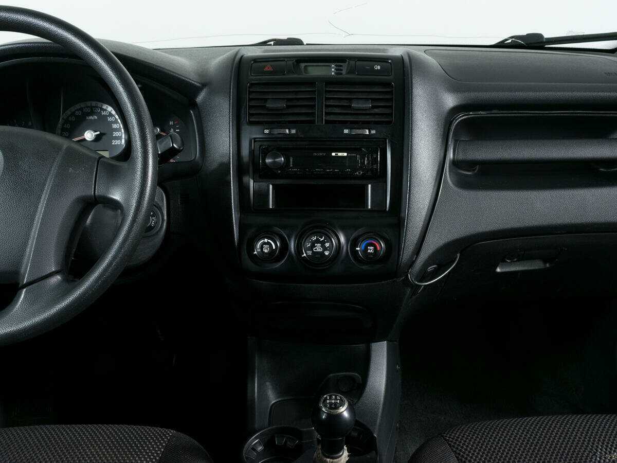 Kia Sportage с пробегом — 2007 год. Фото: #7