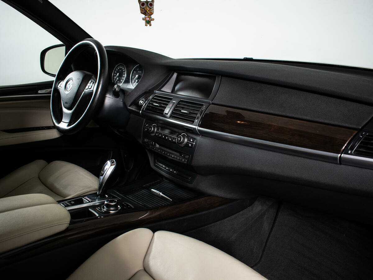 BMW X5 с пробегом — 2010 год. Фото: #5