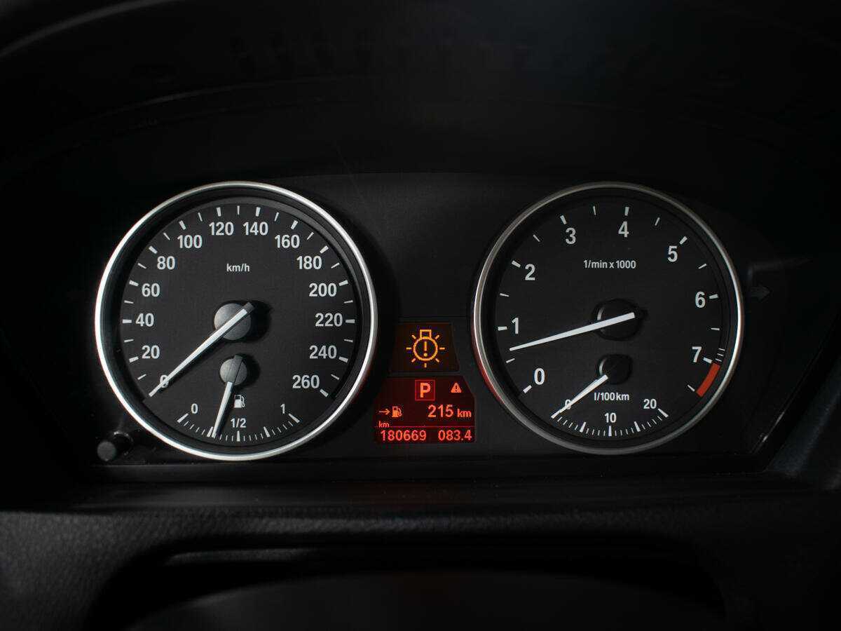 BMW X5 с пробегом — 2010 год. Фото: #7