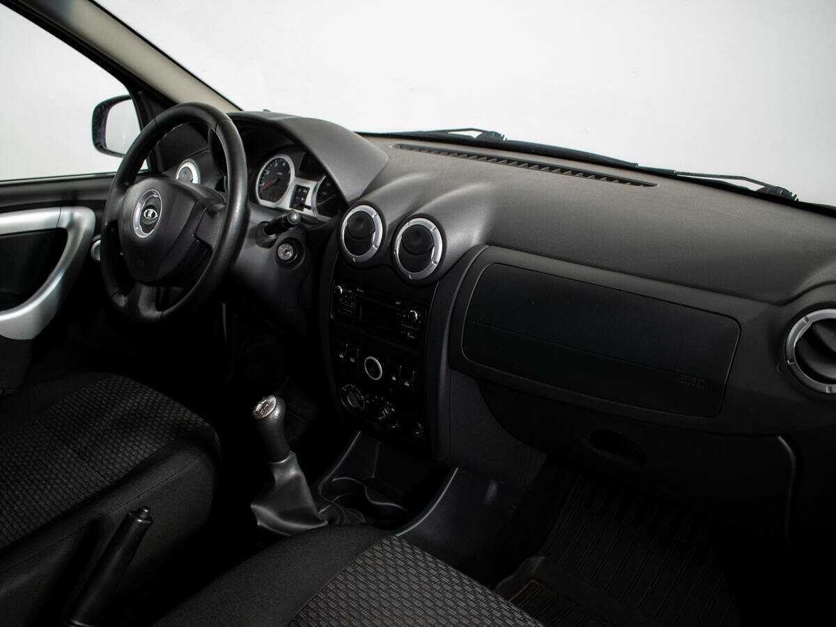 Lada (ВАЗ) Largus с пробегом — 2014 год. Фото: #4