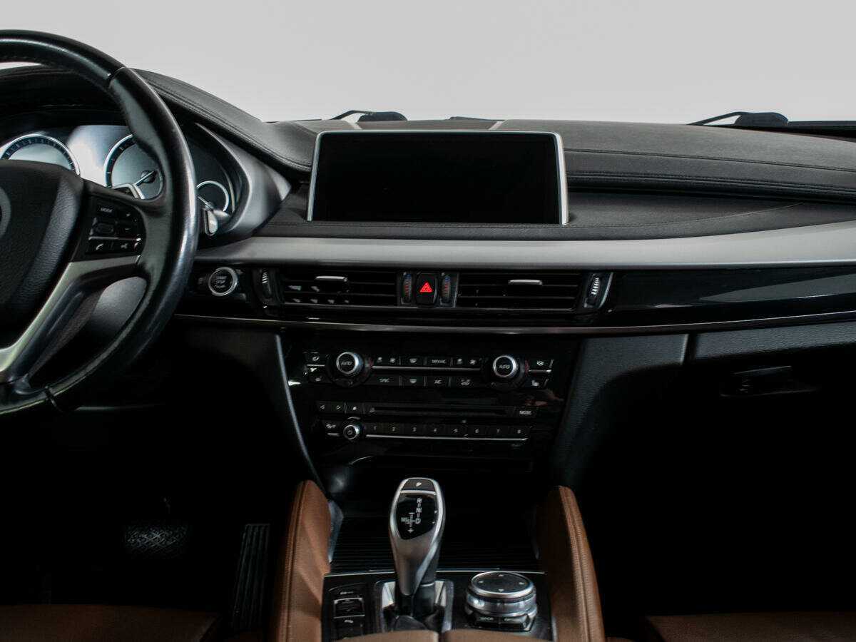 BMW X6 с пробегом — 2015 год. Фото: #10