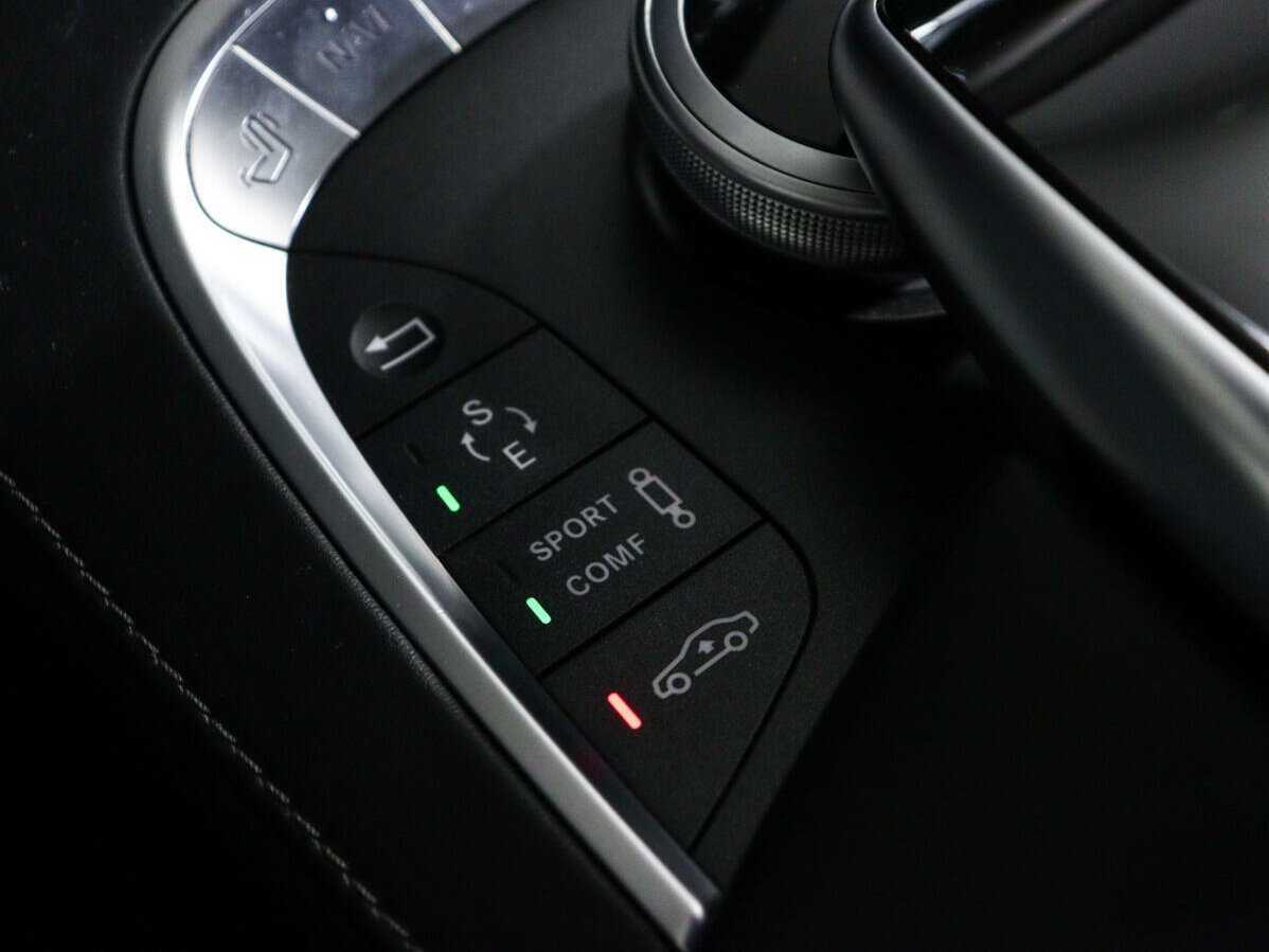 Mercedes-Benz Maybach S-Класс с пробегом — 2017 год. Фото: #23