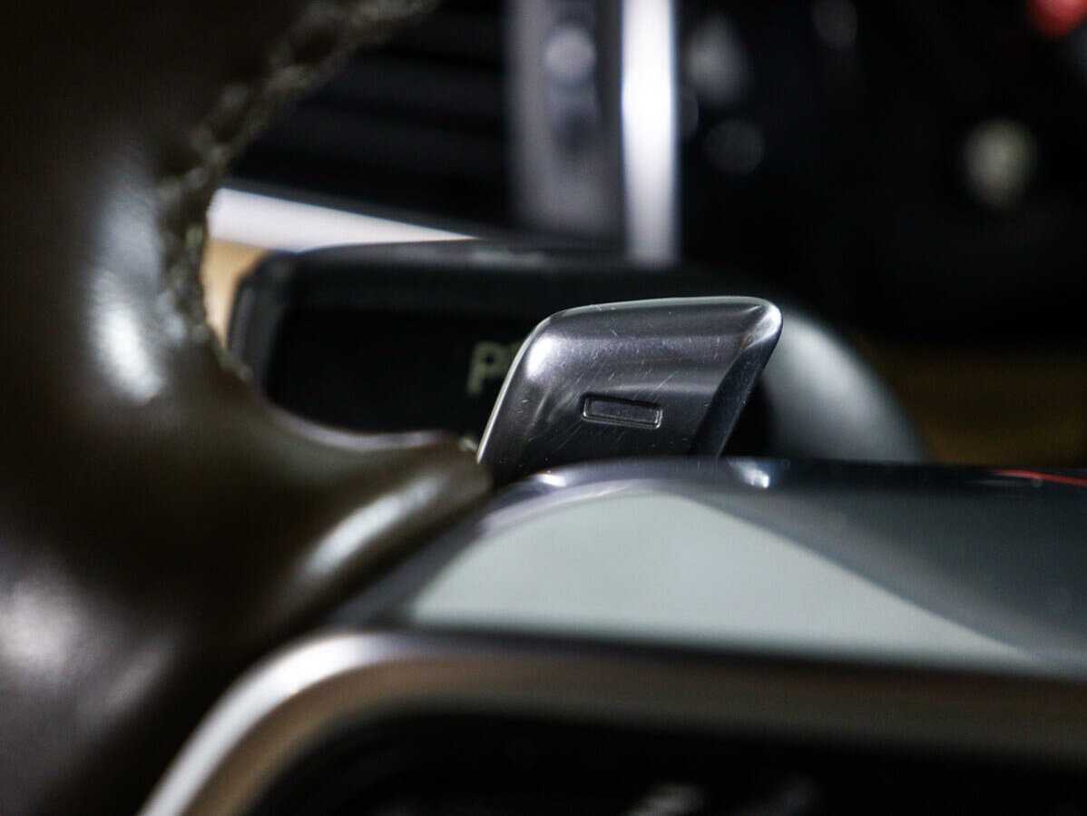 Porsche Macan с пробегом — 2015 год. Фото: #19