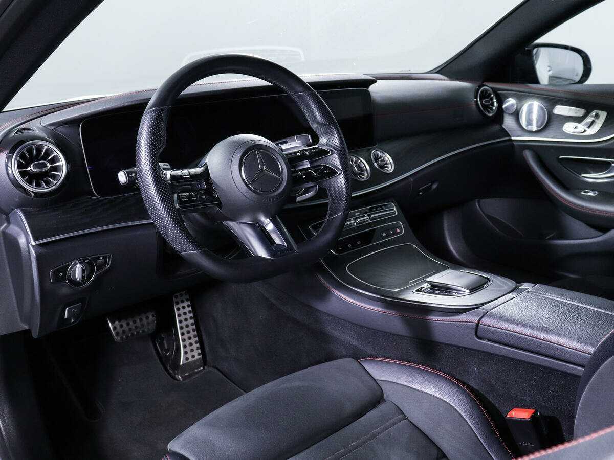 Mercedes-Benz E-Класс AMG с пробегом — 2020 год. Фото: #11