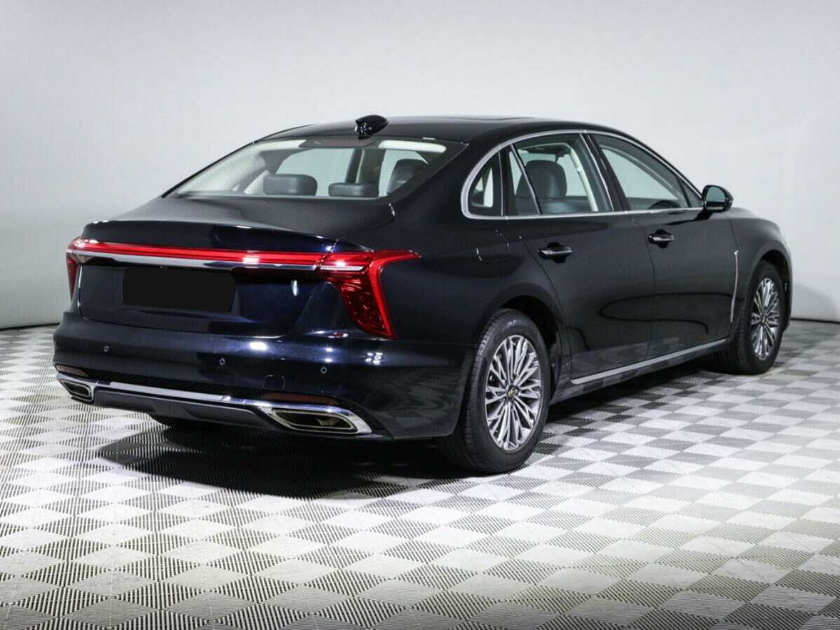 Hongqi H5 с пробегом — 2023 год. Фото: #3