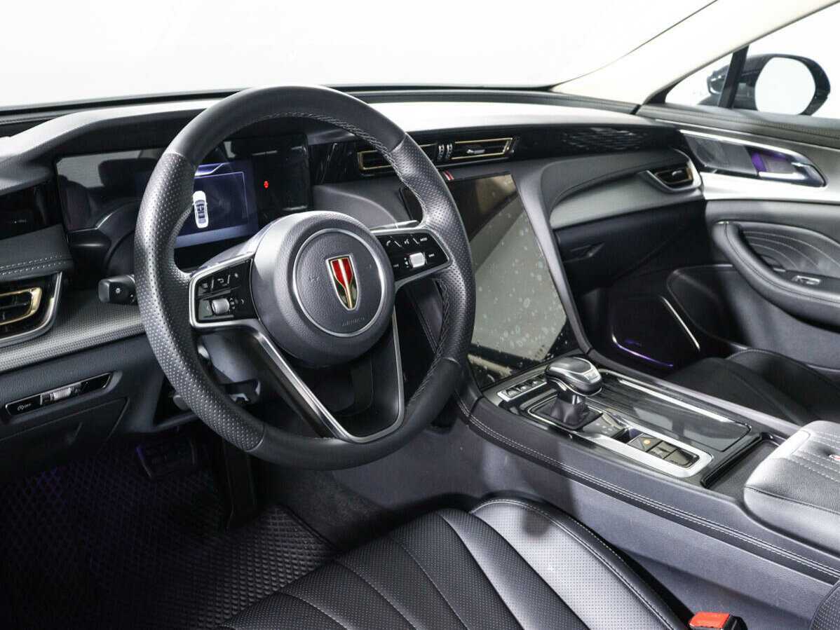 Hongqi H5 с пробегом — 2023 год. Фото: #10