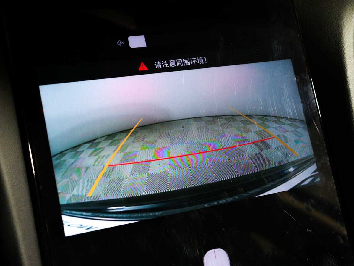 Hongqi H5 с пробегом — 2023 год. Фото: #16