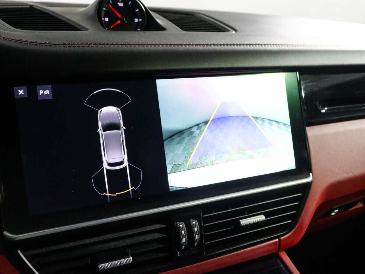 Porsche Cayenne с пробегом — 2019 год. Фото: #23