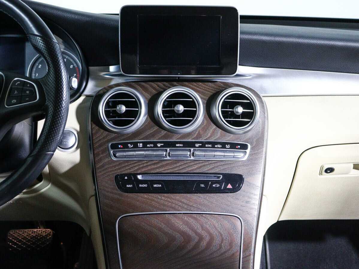 Mercedes-Benz GLC Coupe с пробегом — 2017 год. Фото: #8