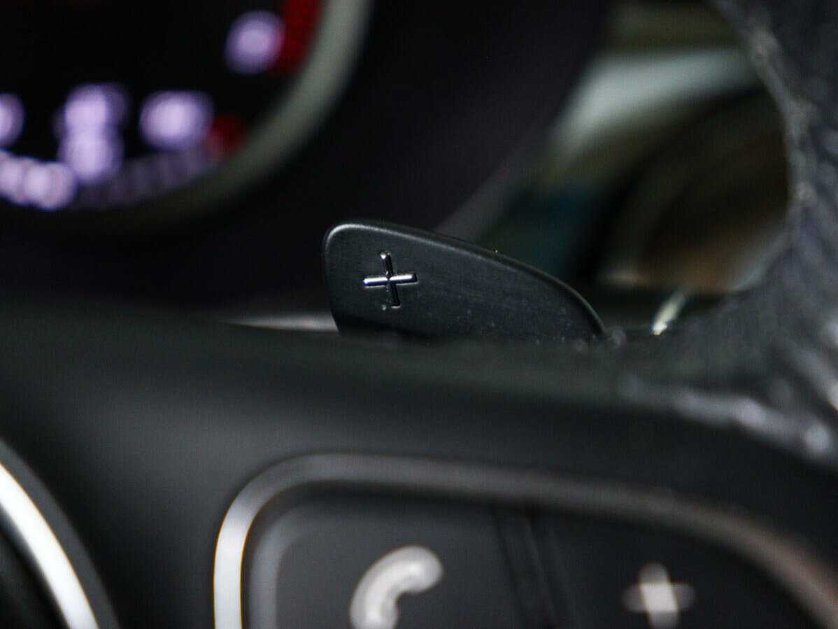 Mercedes-Benz GLC Coupe с пробегом — 2017 год. Фото: #17