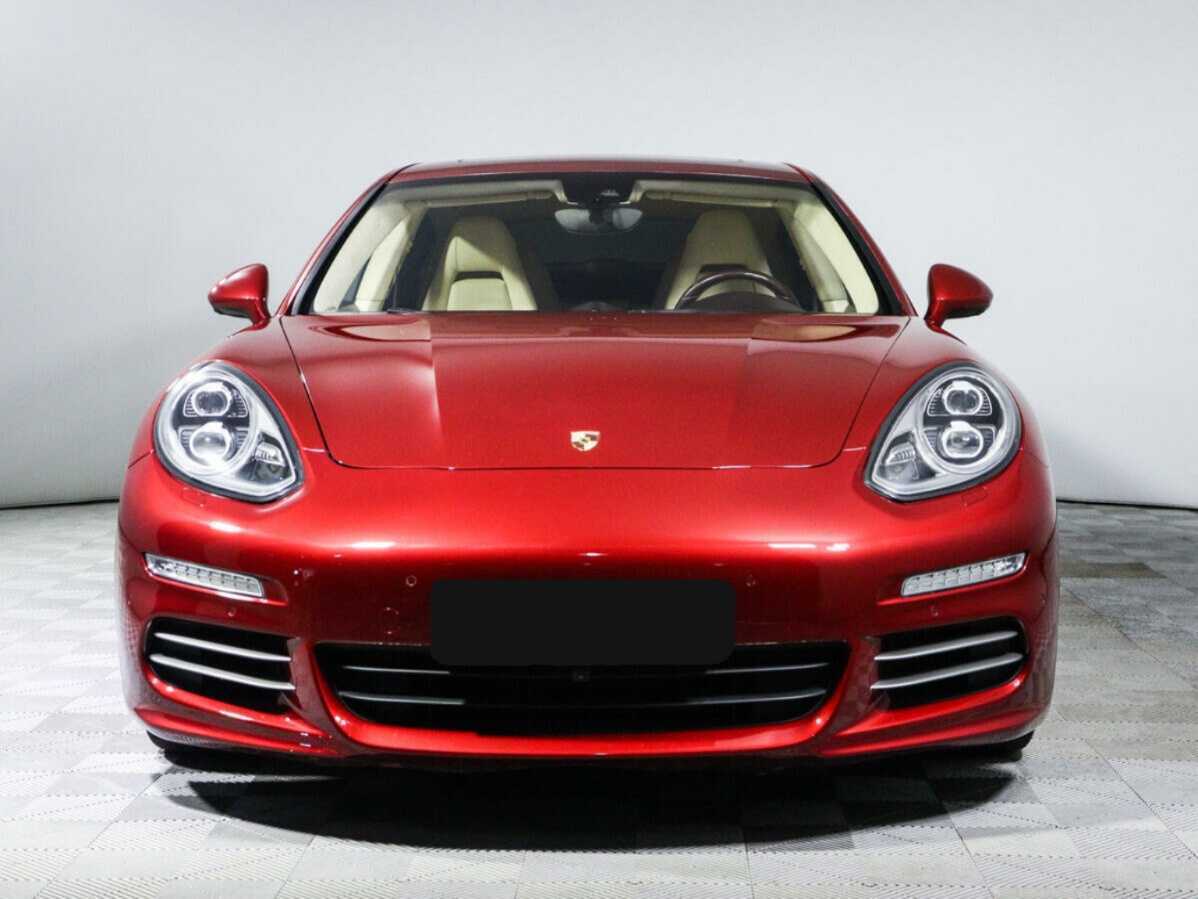 Porsche Panamera с пробегом — 2013 год. Фото: #1