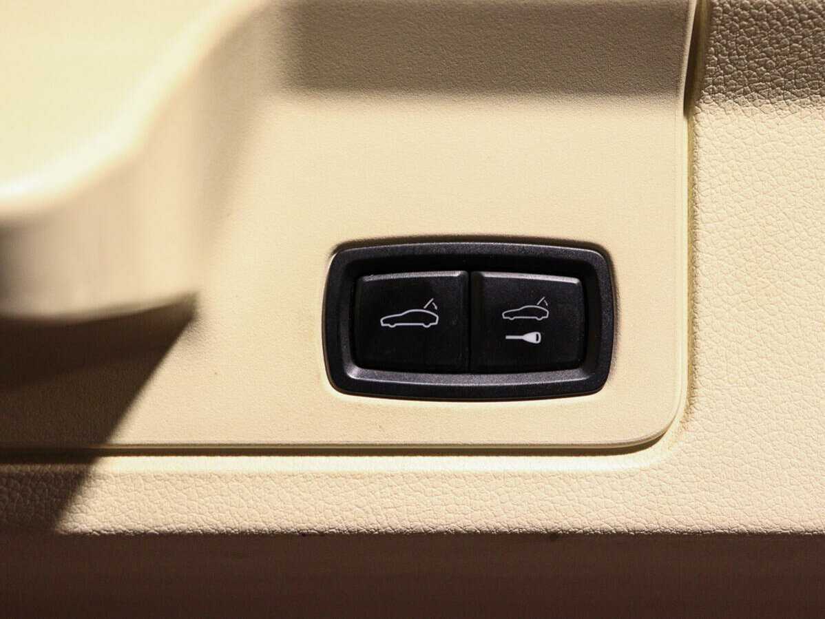 Porsche Panamera с пробегом — 2013 год. Фото: #16