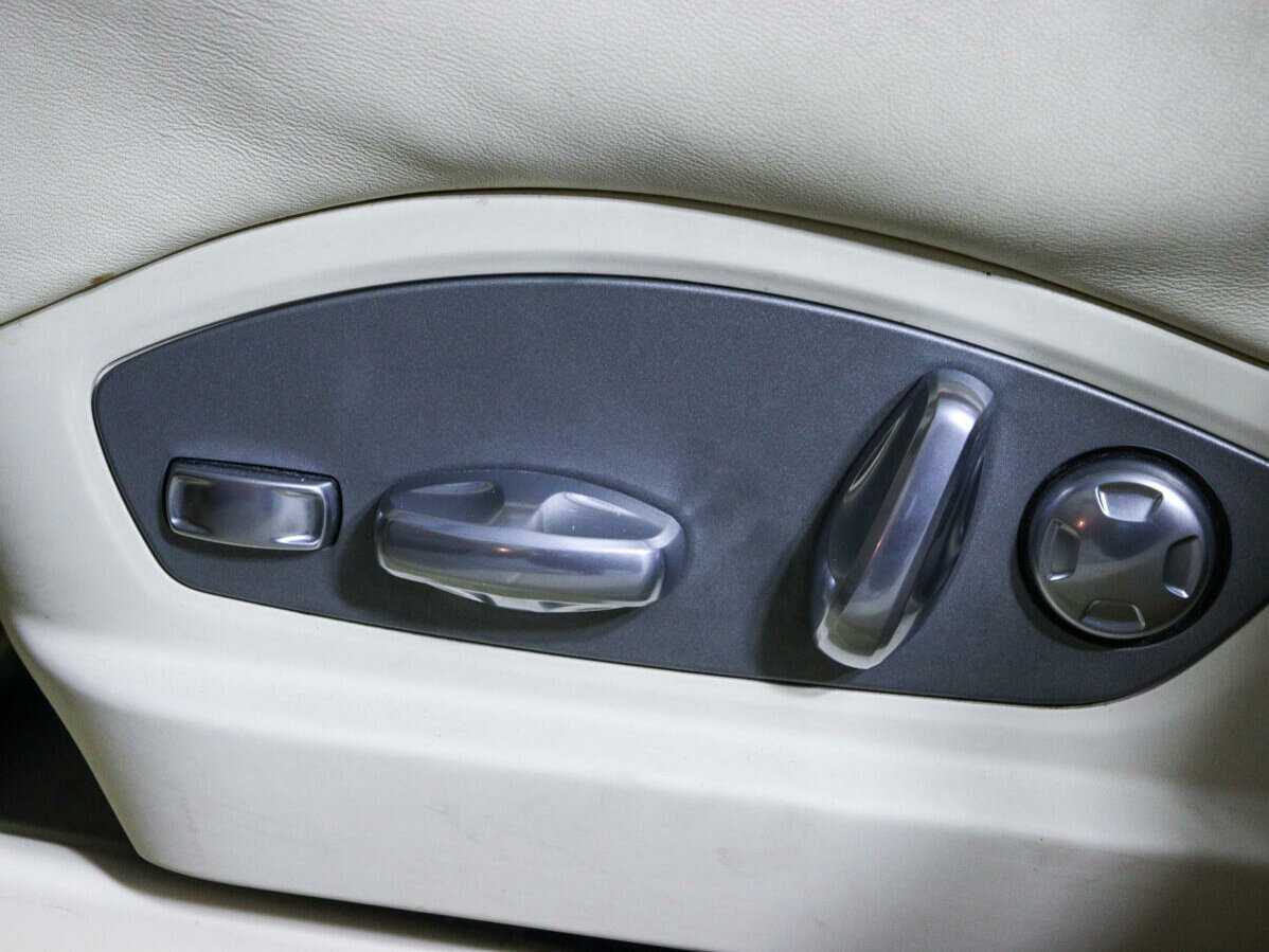 Porsche Panamera с пробегом — 2013 год. Фото: #17