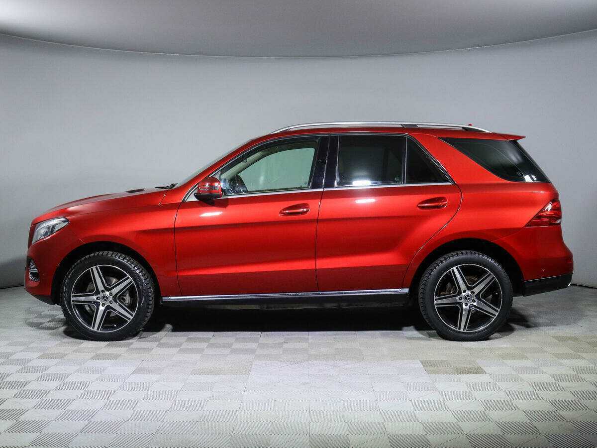 Mercedes-Benz GLE с пробегом — 2015 год. Фото: #6