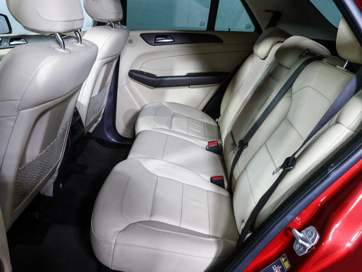 Mercedes-Benz GLE с пробегом — 2015 год. Фото: #8