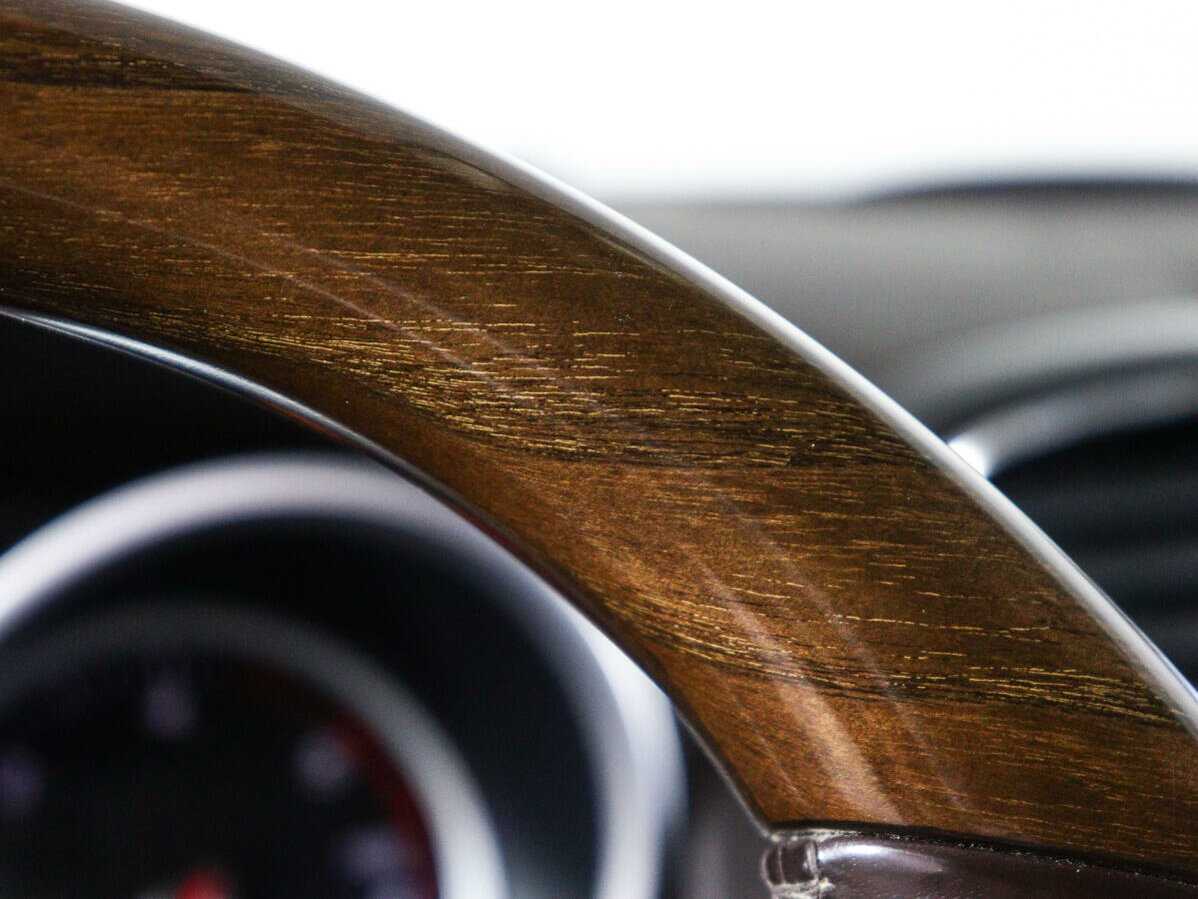 Mercedes-Benz GLE с пробегом — 2015 год. Фото: #13