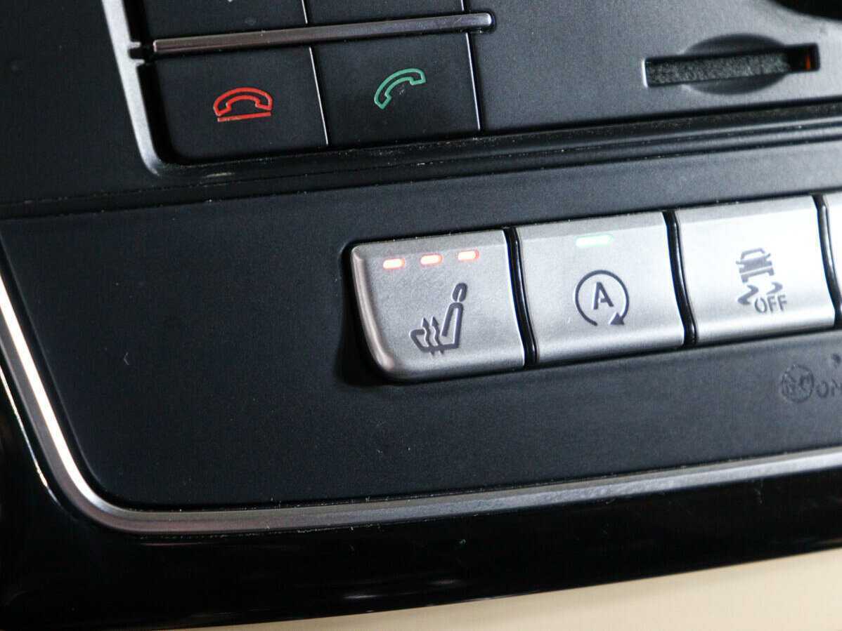 Mercedes-Benz GLE с пробегом — 2015 год. Фото: #16