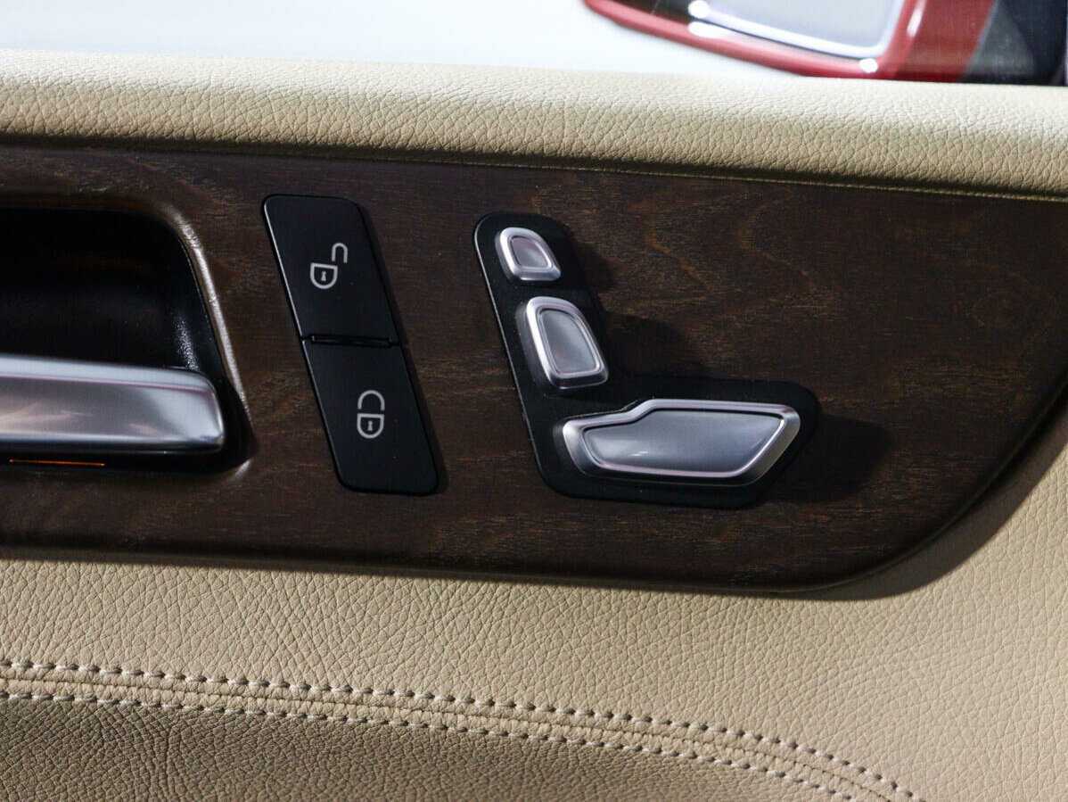 Mercedes-Benz GLE с пробегом — 2015 год. Фото: #19