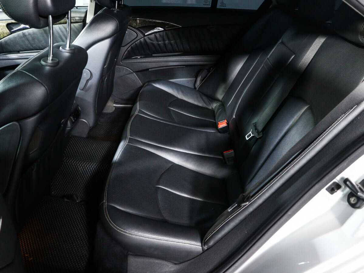 Mercedes-Benz E-Класс с пробегом — 2005 год. Фото: #8