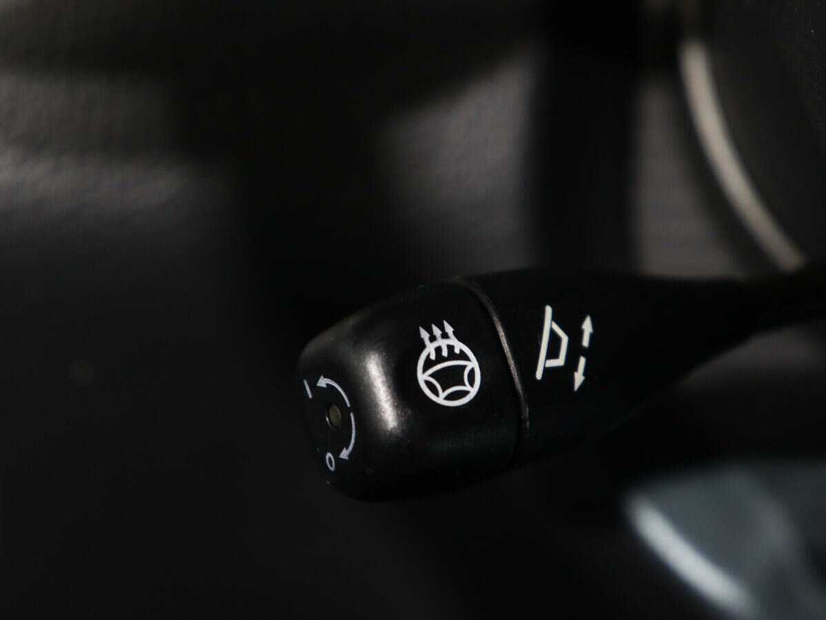 Mercedes-Benz E-Класс с пробегом — 2005 год. Фото: #16