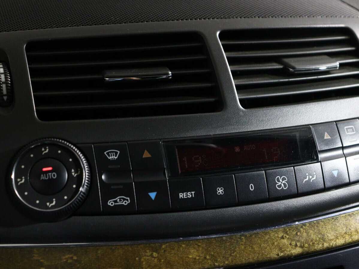 Mercedes-Benz E-Класс с пробегом — 2005 год. Фото: #17