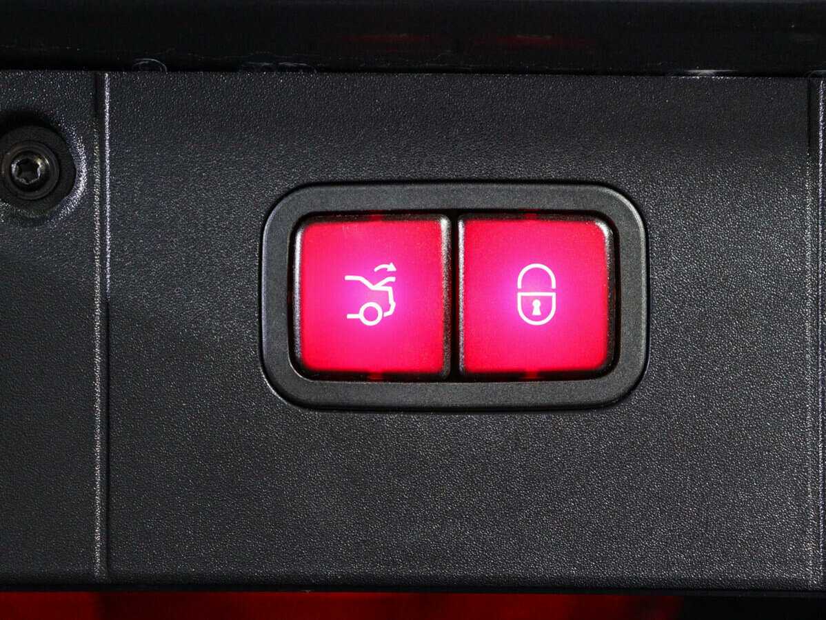 Mercedes-Benz S-Класс с пробегом — 2012 год. Фото: #20